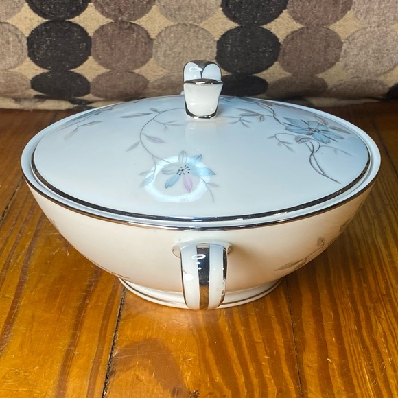 Noritake China Japan 5764 Lorene Sugar Bowl w/ Lid Silver/Blue - Picture 3 of 12